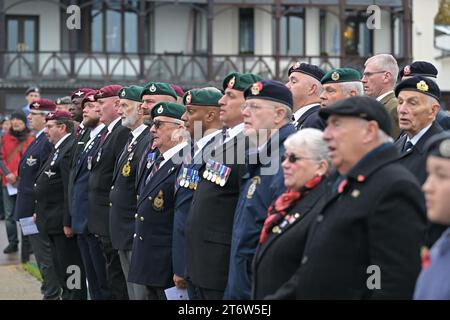 Southend-on-Sea Essex UK 12 novembre 2023. Le service du souvenir au Mémorial de guerre de la ville de Southend-on-Sea dans l'Essex crédit : Martin Dalton/Alamy Live News Banque D'Images