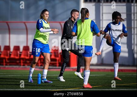 Natalia Ramos (UD Tenerife) lors d'un match de Liga F entre Levante Las Planas et UD Tenerife au Camp Municipal les planes, à Barcelone, en Espagne, le 12 novembre 2023. (Photo / Felipe Mondino) Banque D'Images