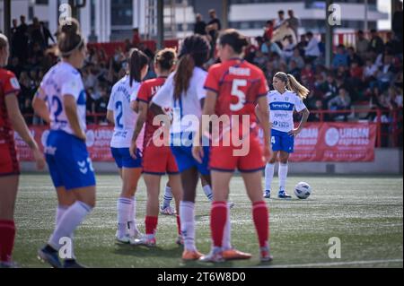 Natalia Ramos (UD Tenerife) lors d'un match de Liga F entre Levante Las Planas et UD Tenerife au Camp Municipal les planes, à Barcelone, en Espagne, le 12 novembre 2023. (Photo / Felipe Mondino) Banque D'Images