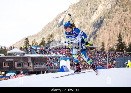 12 janvier 2023, Bavière, Ruhpolding : Anastasiya Merkushyna (Ukraine) dans le 15km individuel féminin à la coupe du monde de biathlon BMW IBU dans l'Arena de Chiemgau le 12.01.2023 à Ruhpolding (Bavière) photo : Matthias Balk/dpa Banque D'Images