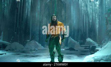 JASON MOMOA DANS AQUAMAN ET LE ROYAUME PERDU (2023), RÉALISÉ PAR JAMES WAN. Crédit : Warner Bros. (Warner Bros. Photos) DC Entertainment monstre atomique la Société Safran / Album Banque D'Images