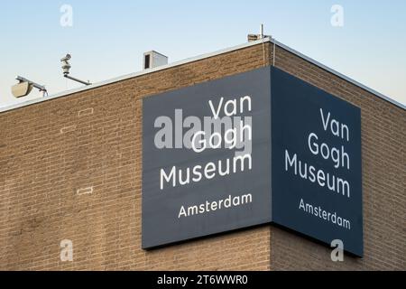 Musée Van Gogh à Amsterdam. Musée d'art néerlandais, dédié aux œuvres de Vincent van Gogh sur la place du Musée. Banque D'Images