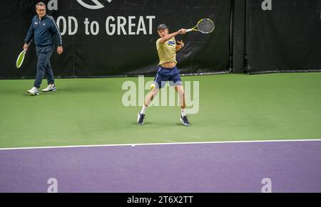 Stockholm, bon pour la Grande académie de tennis, Suède, 11 12 2023, entraînement Leo Borg. Banque D'Images