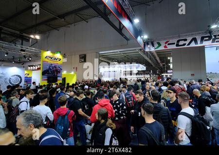 QUELQUES VUES DE LA FOIRE DE MILAN EICAMA 20023, le salon le plus important pour l'ensemble du secteur des 2 roues. Banque D'Images