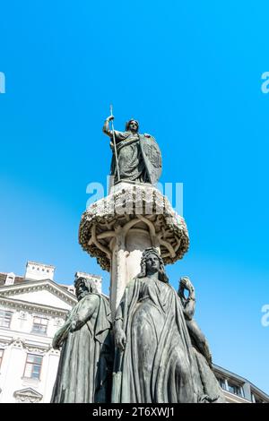Une vue détaillée de la fontaine d'Autriche - Austriabrunnen dans le centre de Vienne, Autriche Banque D'Images