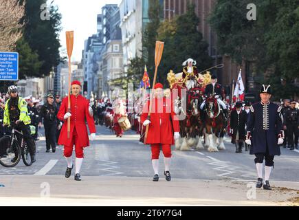 The Lord Mayor's Show 2023, qui remonte à 1215, lorsque le roi John a donné aux habitants de Londres le pouvoir de choisir leur maire. Alderman Michael Mainelli est le nouveau Lord Maire de Londres, Royaume-Uni. Banque D'Images