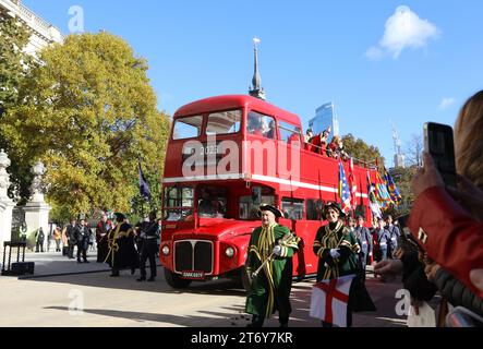 The Lord Mayor's Show 2023, qui remonte à 1215, lorsque le roi John a donné aux habitants de Londres le pouvoir de choisir leur maire. Alderman Michael Mainelli est le nouveau Lord Maire de Londres, Royaume-Uni. Banque D'Images