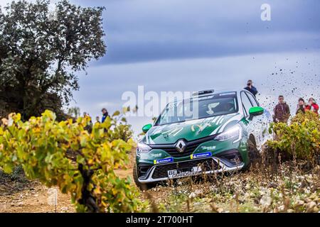 55 VIGION Jean-Sébastien, BORDERIE Amandine, Renault Clio RS Line Rally5, action lors du Rallye Terre de Vaucluse 2023, 7e manche du Championnat de France des rallyes Terre 2023, du 11 au 12 novembre 2023 à Courthézon, France - photo Bastien Roux / DPPI Banque D'Images
