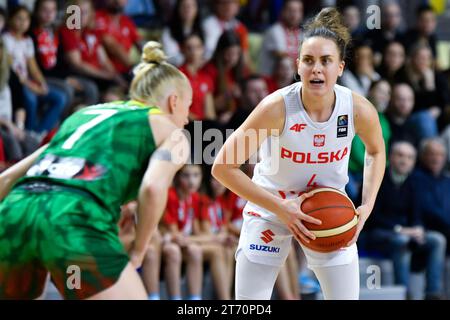 Julia Niemojewska (Pol)lors du match de qualification de l'Eurobasket 2025 féminin de la FIBA entre la Pologne et la Lituanie, Pologne, le 12 novembre 2023 (photo de Michal Dubiel/SIPA USA) Banque D'Images