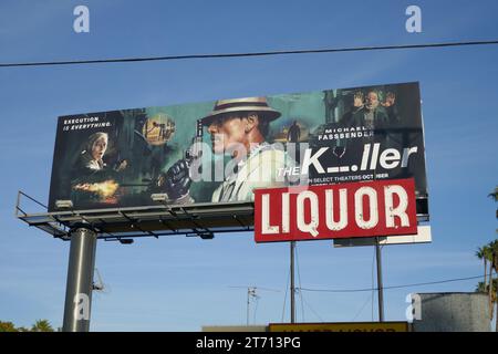 Los Angeles, Californie, États-Unis 12 novembre 2023 Michael Fassbender The Killer Billboard le 12 novembre 2023 à Los Angeles, Californie, États-Unis. Photo de Barry King/Alamy stock photo Banque D'Images