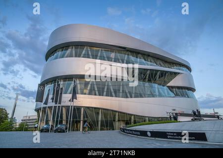 Musée Mercedes-Benz, Mercedesstraße 100, Untertürkheim, Stuttgart, Bade-Württemberg, Deutschland Banque D'Images
