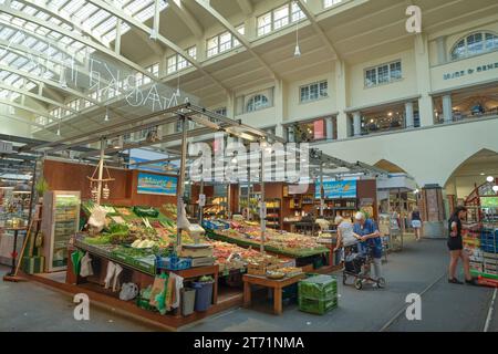 Innenansicht, Markthalle Stuttgart, Dorotheenstraße, Stuttgart, Bade-Württemberg, Deutschland Banque D'Images