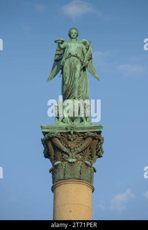 Göttin Concordia auf der Jubiläumssäule, Schloßplatz, Stuttgart, Bade-Württemberg, Deutschland Banque D'Images