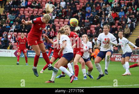 Gemma Bonner de Liverpool Women (maillot rouge) lors du match de football de la FA Women's Super League entre Tottenham Hotspur Women et Liverpool Women à BRI Banque D'Images