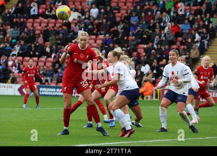 Gemma Bonner de Liverpool Women (maillot rouge) lors du match de football de la FA Women's Super League entre Tottenham Hotspur Women et Liverpool Women à BRI Banque D'Images