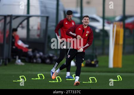 Cardiff, Royaume-Uni. 13 novembre 2023. David Brooks du pays de Galles lors de l'entraînement de l'équipe de football du pays de Galles à Hensol, Vale of Glamorgan dans le sud du pays de Galles, le lundi 13 novembre 2023. L'équipe s'entraîne avant les matchs de qualification de l'UEFA Euro 2024 contre l'Arménie et la Turquie ce mois-ci. photo par Andrew Orchard/Andrew Orchard photographie sportive/Alamy Live News crédit : Andrew Orchard photographie sportive/Alamy Live News Banque D'Images
