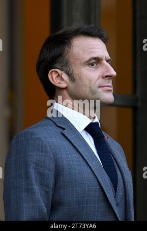 Paris, France. 09 novembre 2023. Julien Mattia/le Pictorium - Conférence humanitaire internationale pour les civils de Gaza - 09/11/2023 - France/Ile-de-France (région)/Paris - Portrait du président français Emmanuel Macron entre ses rencontres avec les chefs d'Etat lors du 6e Forum de la paix à l'Elysée, à Paris, le 9 novembre 2023. Crédit : LE PICTORIUM/Alamy Live News Banque D'Images