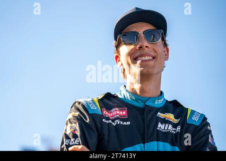 Avondale, AZ, États-Unis. 3 novembre 2023. Carson Hocevar (42), pilote de la NASCAR Craftsman Truck Series, attend de se qualifier pour le Craftsman 150 au Phoniex Raceway à Avondale AZ. (Image de crédit : © Logan T Arce Grindstone Media GR/ASP) USAGE ÉDITORIAL SEULEMENT! Non destiné à UN USAGE commercial ! Banque D'Images