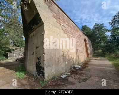 13.11.2023 xkhx alte Autobahnbrücke in der Söhre ist die 1941 nicht fertig gebaute Brücke der geplanten Autobahn Kassel-Eisenach auf dem Gebiet der heutigen Gemeinde Söhrewald *** 13 11 2023 xkhx vieux pont routier dans le Söhre est le pont qui n'a pas été achevé en 1941 pour le projet d'autoroute Kassel Eisenach dans la région de la municipalité actuelle de Söhrewald KH Banque D'Images