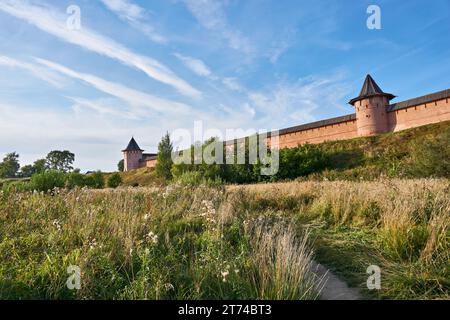 Mur du monastère de Spaso-Evfimievsky à Souzdal, Russie Banque D'Images