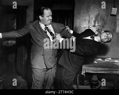 Barry Kelley, Marc Lawrence, sur le tournage du film, 'The Asphalt Jungle', MGM, Loew's Inc., 1950 Banque D'Images