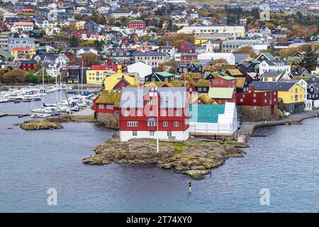 Vue de la ville de Tórshavn sur les îles Féroé. Banque D'Images