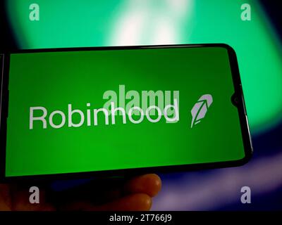 SUQIAN, CHINE - 14 NOVEMBRE 2023 - illustration Robinhood, 14 novembre 2023, Suqian, Province du Jiangsu, Chine. Banque D'Images