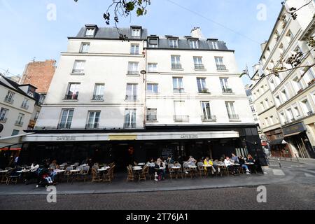 Café Delmas sur la place de la Contrescarpe dans le quartier Latin, Paris, France. Banque D'Images