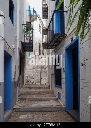 Une vue panoramique des maisons à Peniscola, Espagne Banque D'Images