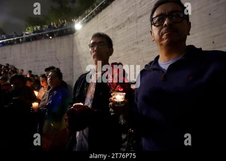 Non exclusif : 13 novembre 2023, Mexico, Mexique : la communauté LGBTTTI + proteste pour demander des éclaircissements sur la mort du magistrat Jesus Ociel Banque D'Images