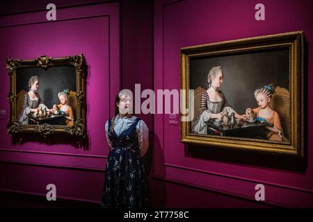 Londres, Royaume-Uni. 14 novembre 2023. Découvrez le petit déjeuner familial Liotard & The Lavergne au Musée des beaux-arts du Canada. Pour la première fois en 250 ans, les versions pastel et huile du «petit déjeuner familial Lavergne» du peintre suisse sont côte à côte. Crédit : Guy Bell/Alamy Live News Banque D'Images
