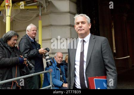 Londres, Royaume-Uni. 14 novembre 2023. Stephen Barclay arrive à Downing Street pour une réunion du Cabinet crédit : MARTIN DALTON/Alamy Live News Banque D'Images