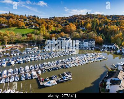 Windermere Marina Village d'en haut Banque D'Images