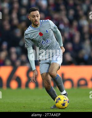 Dwight McNeil d'Everton. - Crystal Palace v Everton, Premier League, Selhurst Park Stadium, Croydon, Royaume-Uni - 11 novembre 2023. Usage éditorial uniquement - des restrictions DataCo s'appliquent. Banque D'Images