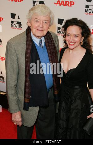 HAL Holbrooke et Ginna carter à la 10e cérémonie des Movies for Grownups Awards. Arrivées à l'hôtel Beverly Wilshire à Beverly Hills, CA, le 7 février 2011. Crédit photo : Joseph Martinez / Picturelux Banque D'Images