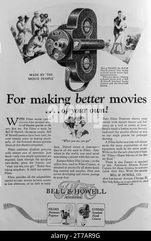 1927 annonce de caméra cinématographique automatique Bell & Howell Filmo Banque D'Images