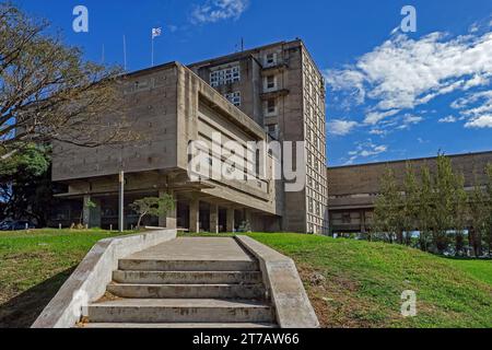 Faculté d'Ingénierie de l'Université de la République / Universidad de la República / UdelaR dans la ville Montevideo, Uruguay, Amérique du Sud Banque D'Images