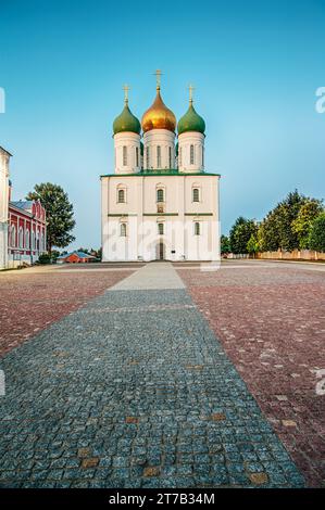 Cathédrale de l'Assomption à Kolomna (région de Moscou) sur la place de la cathédrale du Kremlin. Banque D'Images