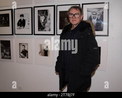 la Galerie de la clé, présente le photographe Youri Lenquette ' GARAGE SALE ' Paris France. Banque D'Images