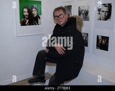 la Galerie de la clé, présente le photographe Youri Lenquette ' GARAGE SALE ' Paris France. Banque D'Images