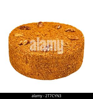 Gâteau Medovik avec pruneaux, gâteaux au miel et crème anglaise isolé sur blanc Banque D'Images