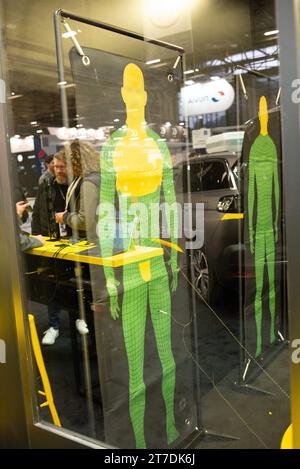 Paris, France. 14 novembre 2023. Milipol Paris 2023, le 23e événement mondial pour la sûreté de l'État et la sécurité intérieure, à Villepinte, Paris, France, le 14 novembre 2023. Photo Pierrick Villette/ABACAPRESS.COM crédit : Abaca Press/Alamy Live News Banque D'Images