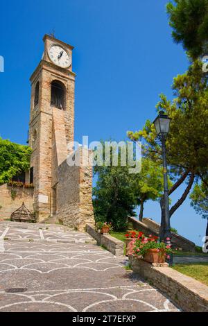 Vieille ville. Fiorenzuola. Colle San Bartolo. Pesaro. Marche. Italie Banque D'Images