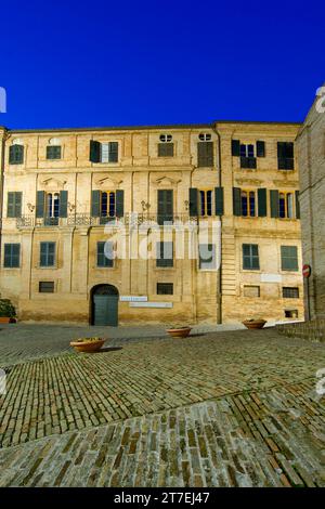 Palais des léopards. Recanati. Marche. Italie Banque D'Images