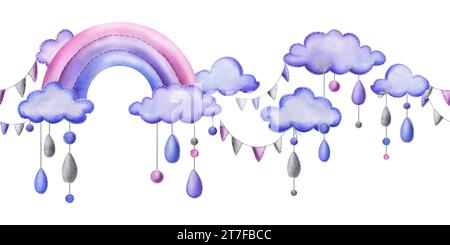 Un arc-en-ciel cousu avec des nuages et des gouttes de pluie suspendus à des cordes en bleu, violet et rose. Illustration de l'aquarelle dessinée à la main mignonne enfantin. Sans couture Banque D'Images