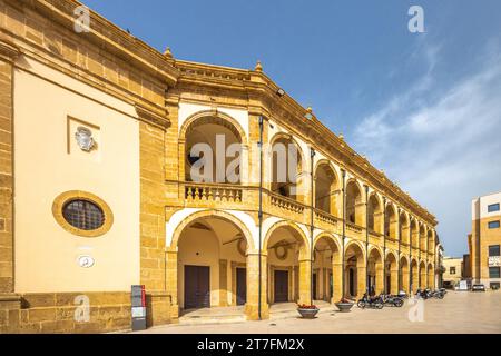 MAZARA DEL VALLO, ITALIE - 8 JUILLET 2023 : Musée diocésain dans le centre historique de la ville dans le sud-ouest de la Sicile. Banque D'Images