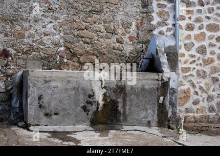 'pilon' ou fontaine à Montemayor del rio, village de Salamanque, Espagne Banque D'Images