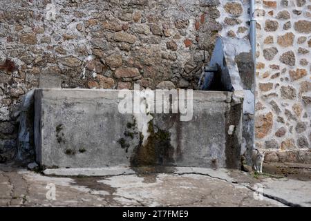 'pilon' ou fontaine à Montemayor del rio, village de Salamanque, Espagne Banque D'Images