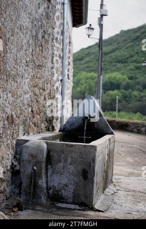 'pilon' ou fontaine à Montemayor del rio, village de Salamanque, Espagne Banque D'Images