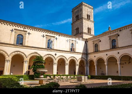 Monastère Abbazia benedettina di San Michele Arcangelo, Montescaglioso, Italie Banque D'Images